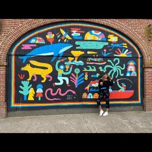 Meet your Posher, Phoebe